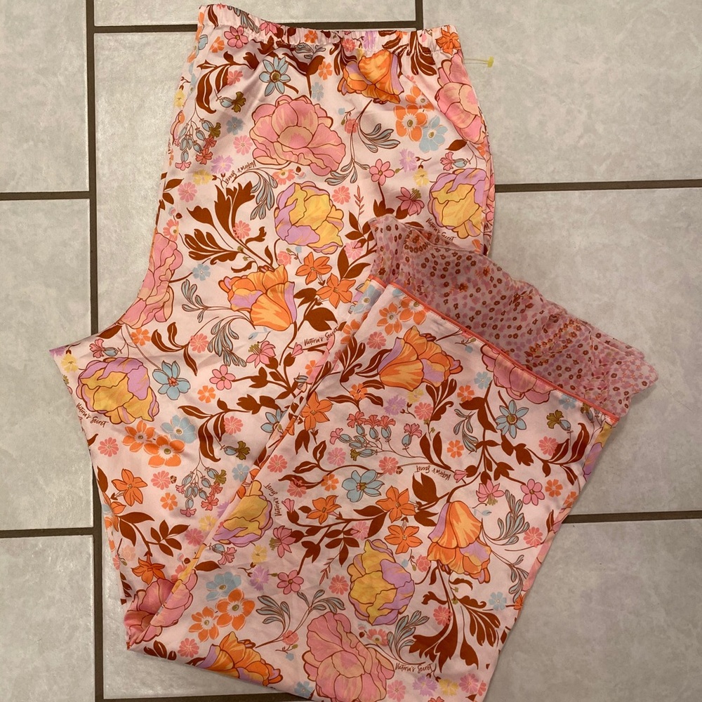 Victoria’s Secret floral  pajama pants size XL